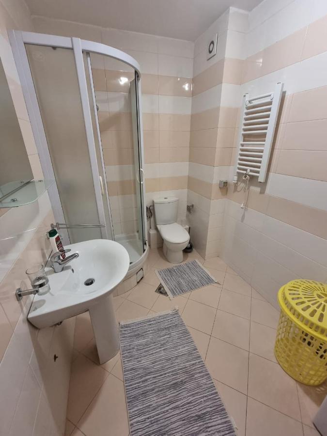 5 Star Apartment Podgorica Exterior photo